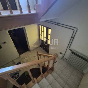 Gorski kotar, Delnice, 1s+db, 120m2, terasa