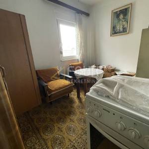 Gorski kotar, Delnice - centar, kuća s 3 stana