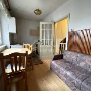 Gorski kotar, Delnice - centar, kuća s 3 stana