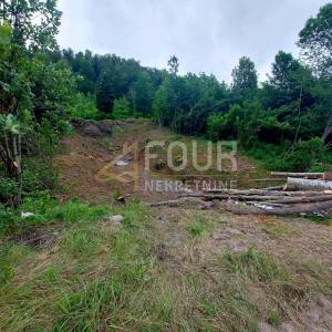 Gorski kotar, Fužine, građevinsko zemljište 1.034m2 u blizini jezera!