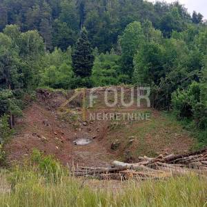 Gorski kotar, Fužine, građevinsko zemljište 1.034m2 u blizini jezera!