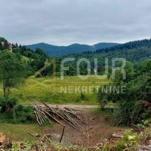 Gorski kotar, Fužine, građevinsko zemljište 1.034m2 u blizini jezera!