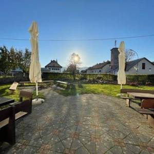 GORSKI KOTAR, FUŽINE - Hotel iznad jezera