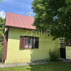 Gorski kotar, Fužine okolica, prekrasno imanje - tri kuće