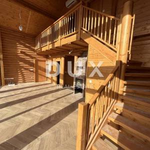 GORSKI KOTAR, FUŽINE - vrhunska drvena kuća 124 m2 u neposrednoj blizini jezera + okoliš 400 m2