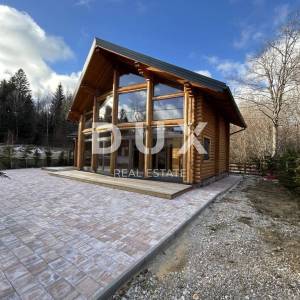 GORSKI KOTAR, FUŽINE - vrhunska drvena kuća 124 m2 u neposrednoj blizini jezera + okoliš 400 m2