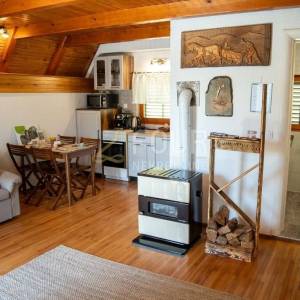 Gorski kotar, Kupska dolina - Belo, samostojeća kuća, 130m2