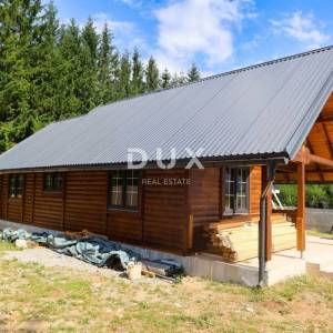 GORSKI KOTAR, LIČ - Samostojeća drvena kuća u završnoj fazi, na osami