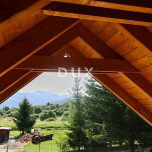 GORSKI KOTAR, LIČ - Samostojeća drvena kuća u završnoj fazi, na osami