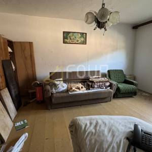 Gorski kotar, Lokve, dvojna kuća, prizemnica 62m2