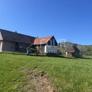 Gorski kotar, Mrkopalj, kuća + 3 gosp. objekta, garaža, velika okućnica