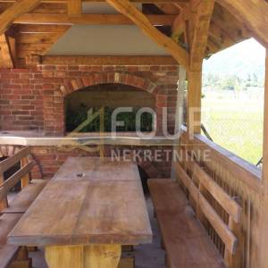 Gorski kotar, Mrkopalj, samostojeća kuća, 212m2, konoba