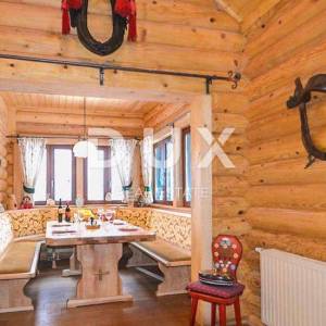 GORSKI KOTAR, RAVNA GORA - Predivna kuća za odmor, na osami s 5.474m2 ograđenog zemljišta