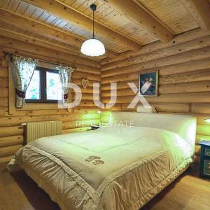GORSKI KOTAR, RAVNA GORA - Predivna kuća za odmor, na osami s 5.474m2 ograđenog zemljišta