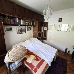 Gorski Kotar, Severin na Kupi, kuća s dva stana, 150m2, vrtna kućica