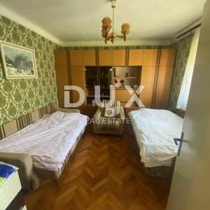 GORSKI KOTAR, SKRAD - kuća u manjem selu