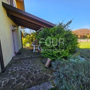 Gorski kotar, Stari Laz, samostojeća kuća 260m2