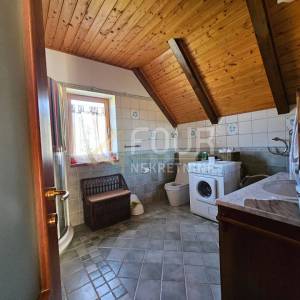 Gorski kotar, Stari Laz, samostojeća kuća 260m2