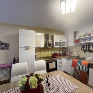 Gorski kotar, Vrata, 51.84m2, 2s+db, balkon