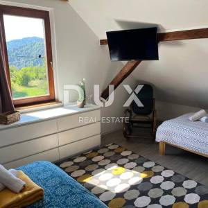 GORSKI KOTAR, VRBOVSKO - Adaptirana drvena kuća + 7500 m2 okućnice