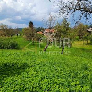 Gorski kotar, Vrbovsko, kuća 200m2 s velikom okućnicom