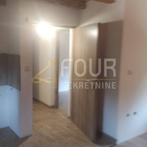 Gorski kotar, Vrbovsko - okolica, kuća od 355.14m2 na osami