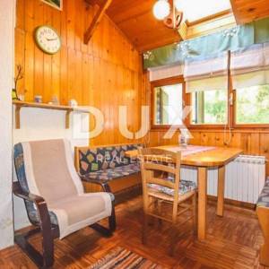 GORSKI KOTAR, VRBOVSKO-Rustikalna drvena kuća za odmor u Gorskom Kotaru