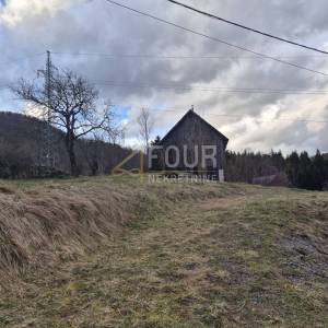 Gorski kotar, Vrbovsko, samostojeća kuća, 30m2