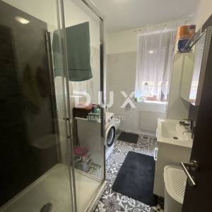 GRAD KASTAV - lijepa etaža zgrade u centru grada Kastva