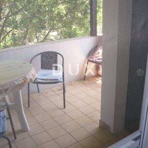 GRAD KRK - Apartman 126 m2 sa pogledom i 200 m od mora
