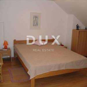 GRAD KRK - Apartman 126 m2 sa pogledom i 200 m od mora