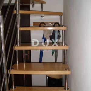 GRAD KRK - Apartman 126 m2 sa pogledom i 200 m od mora