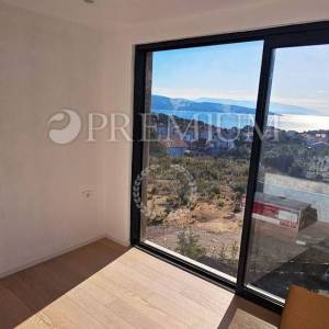 Grad Krk, luksuzni penthouse s panoramskim pogledom na more!