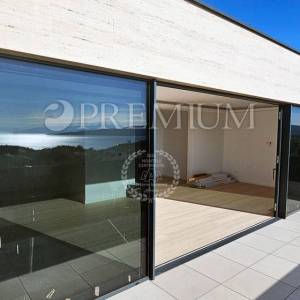 Grad Krk, luksuzni penthouse s panoramskim pogledom na more!