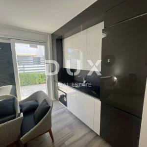 GRAD KRK - Luksuzni trosobni apartman i jednosobni apartman u prizemlju