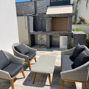 GRAD KRK - Luksuzni trosobni apartman i jednosobni apartman u prizemlju