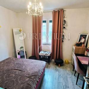 Grad Krk, prodaja apartmana u prizemlju, blizina svih sadržaja!