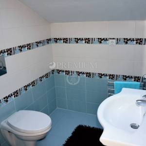 Grad Krk, prodaja apartmana na odličnoj lokaciji sa prekrasnim pogledom na more!