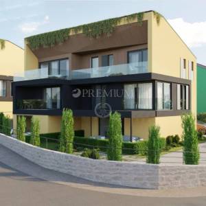 Grad Krk, prodaja dvoetažnog apartmana, 600m od mora!