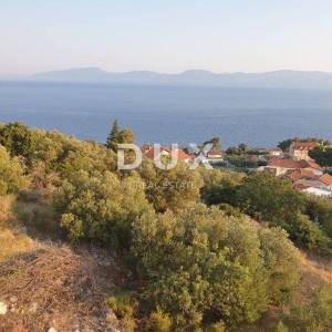 GRADAC, PODACA - zemljište sa izuzetnim pogledom na more