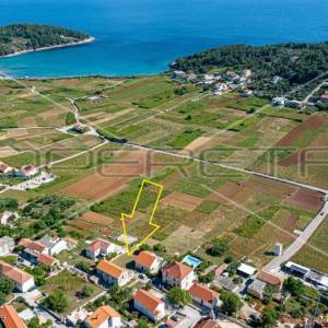 Građevinsko i poljoprivredno zemljište na Lumbardi, 551 m2