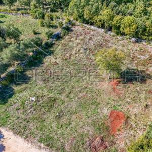 Građevinsko Peruški sa projektom prizemnice i građevinskom dozvolom - spremno za