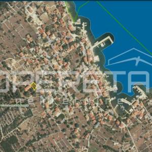 Građevinsko zemljišta na otoku Iloviku (Lošinj)