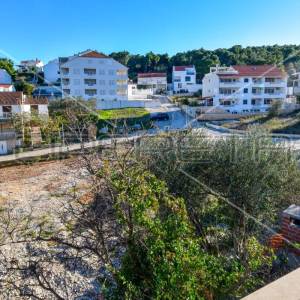 Građevinsko zemljište, 150 m do mora, 1.286 m2, Sutivan, otok Brač