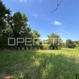Građevinsko zemljište 1750m2 Grandići