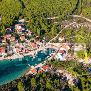 Građevinsko zemljište 340 m2 sa pogledom na more, Tri Porte, Korčula