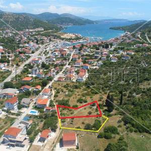 Građevinsko zemljište 500 m do mora, Marina, Trogir