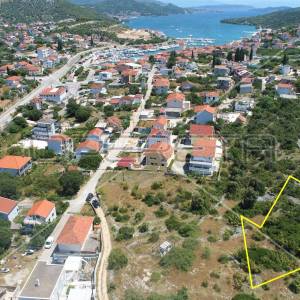 Građevinsko zemljište 500 m do mora, Marina, Trogir