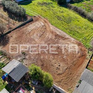 Građevinsko zemljište 722m2 u okolici Pule – idealno za miran život ili investic