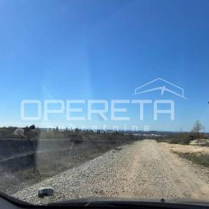 Građevinsko zemljište 796m2 Kanfanar pogled more